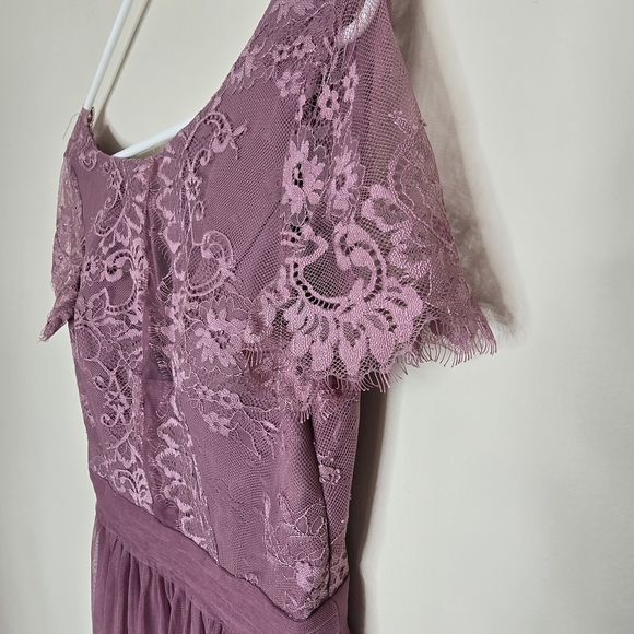 Little Mistress Heidi Lace Overlay Maxi Dress - Picture 7 of 13